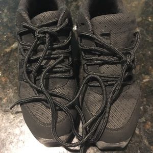 Capeziox Hip Hop Split Sole Dance Shoes